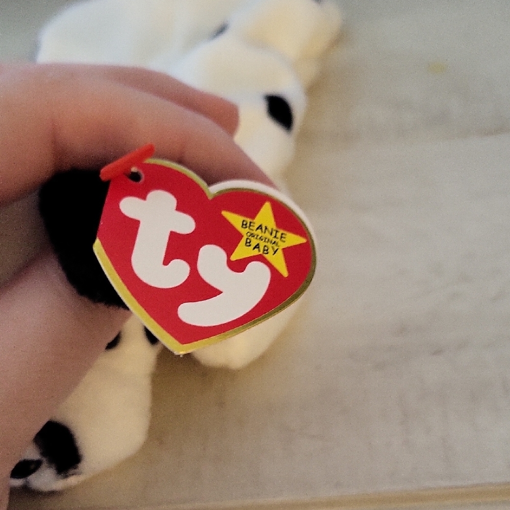 Ty Beanie Baby "Dotty" Dalmatian Plush Toy - Black and White - Picture 2 of 3